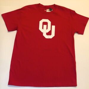 Oklahoma Sooners tee. Never worn. Medium.